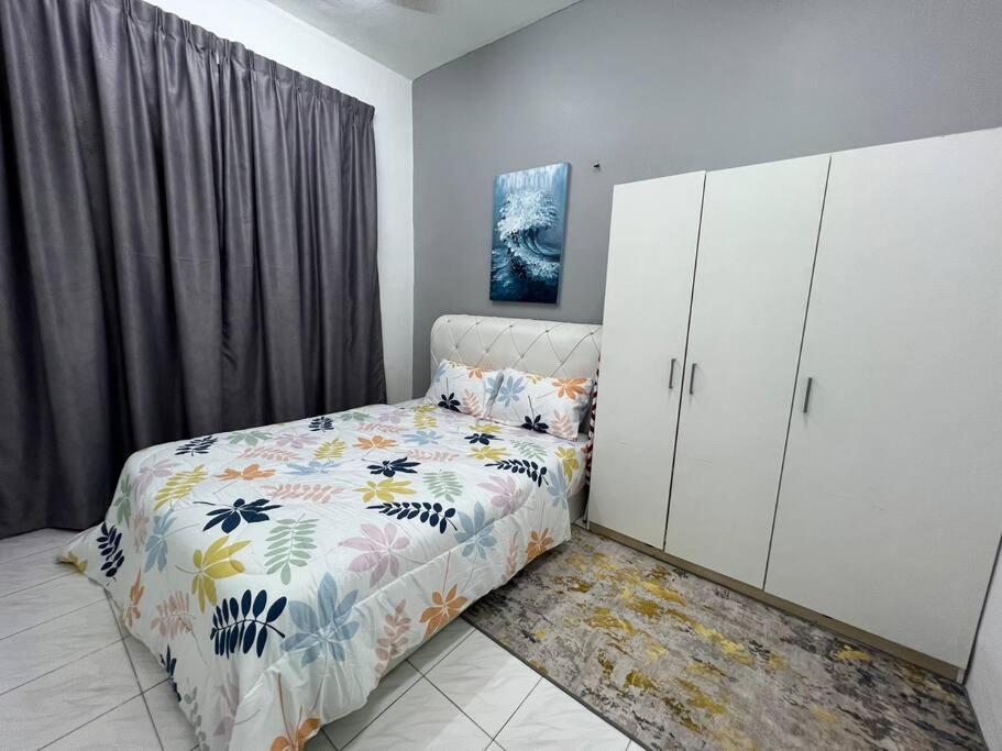Rumah Melati By Impian Homestay Klia-Salak Tinggi-Nilai Сепанг Екстериор снимка