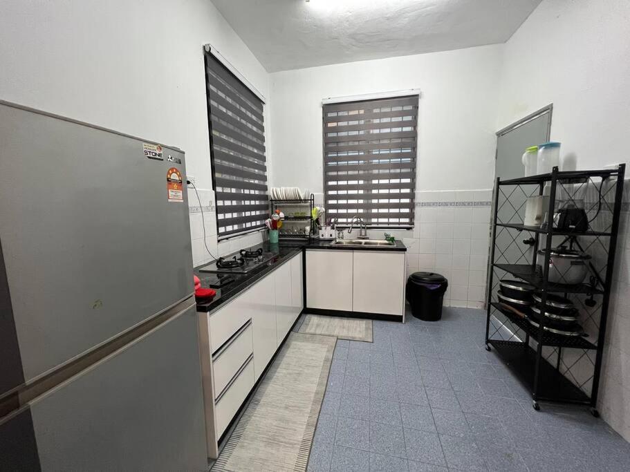 Rumah Melati By Impian Homestay Klia-Salak Tinggi-Nilai Сепанг Екстериор снимка